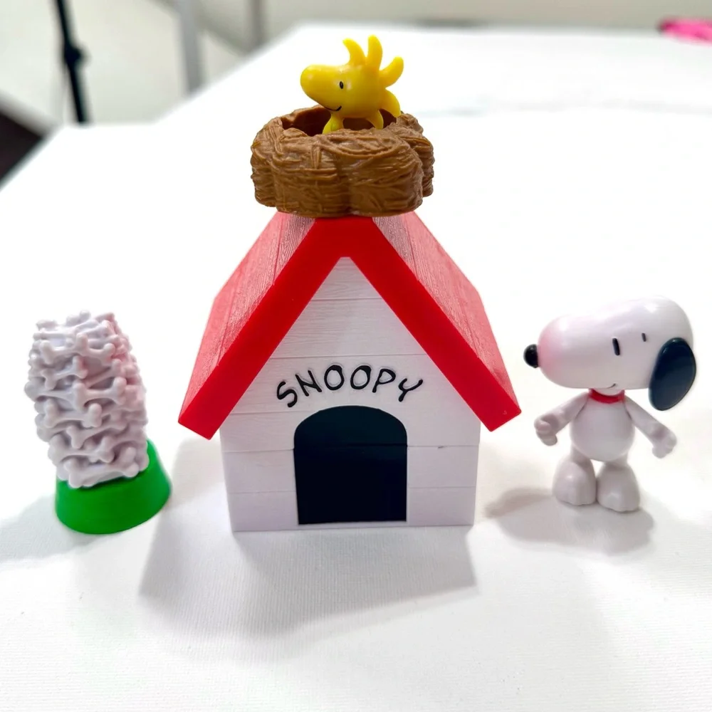 Snoopy and Woodstock Collectible Set with Vintage Snoopy Handkerchief